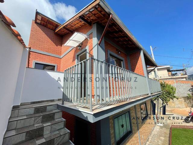 Casa para Locação em Poços de Caldas - 2