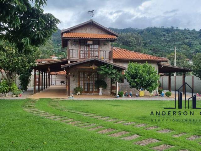 Venda em Córrego Dantas - Poços de Caldas