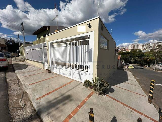 #3016 - Casa para Locação em Poços de Caldas - MG