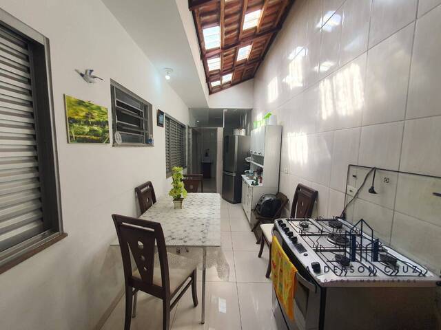Casa para Venda em Poços de Caldas - 5