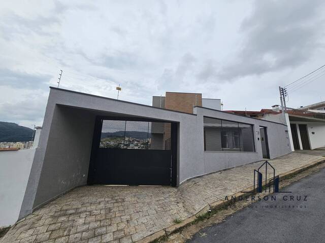 #3319 - Casa para Venda em Poços de Caldas - MG