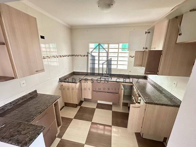 Casa para Locação em Poços de Caldas - 5