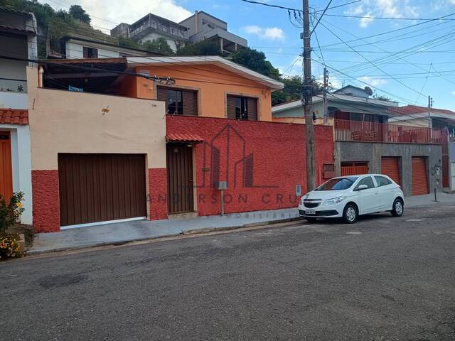 #3427 - Casa para Venda em Poços de Caldas - MG