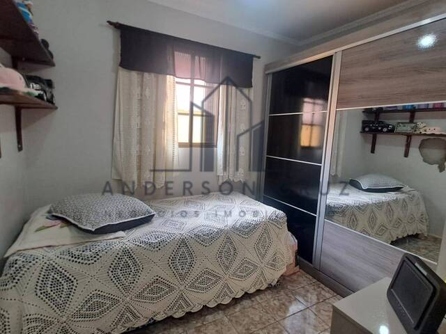 Casa para Venda em Poços de Caldas - 5