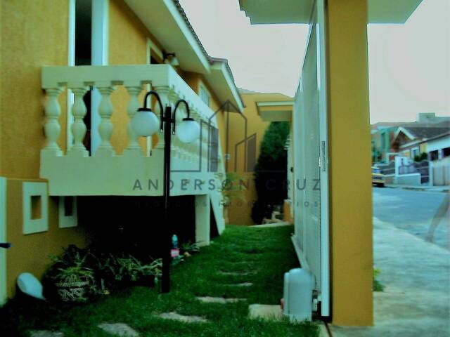 #3825 - Casa para Venda em Divinolândia - SP