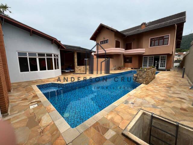 #3924 - Casa para Locação em Poços de Caldas - MG