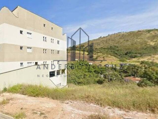 #3957 - Terreno para Venda em Poços de Caldas - MG