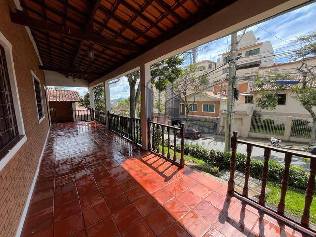Casa para Venda em Poços de Caldas - 3