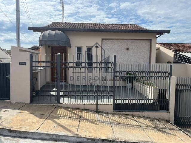 #2210 - Casa para Locação em Poços de Caldas - MG