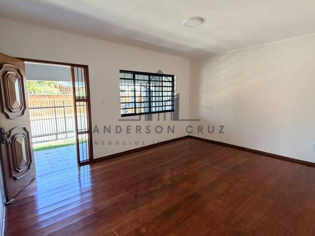 Casa para Venda em Poços de Caldas - 4