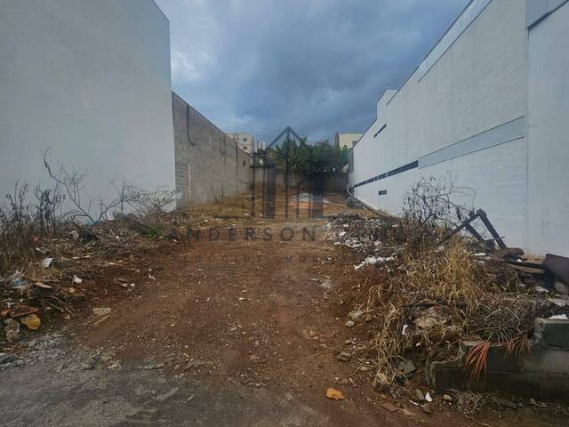 #4030 - Terreno para Venda em Poços de Caldas - MG