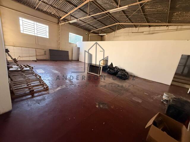#4033 - Ponto Comercial para Locação em Poços de Caldas - MG