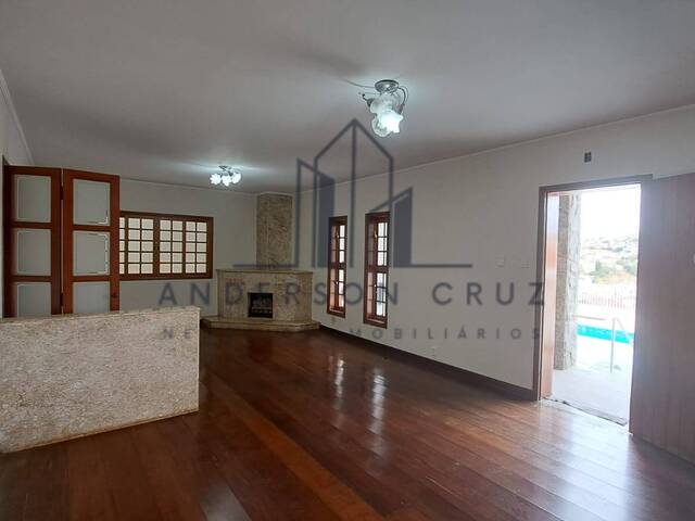 #4075 - Casa para Locação em Poços de Caldas - MG