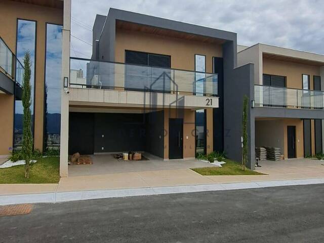 #4076 - Casa para Locação em Poços de Caldas - MG