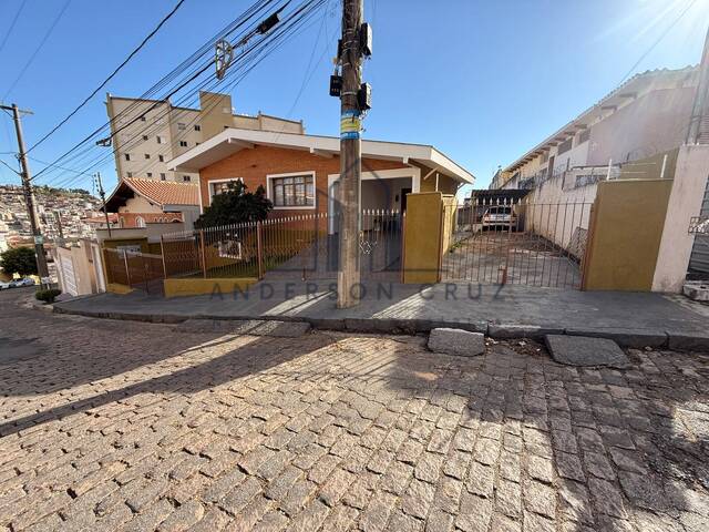 #4085 - Casa para Venda em Poços de Caldas - MG